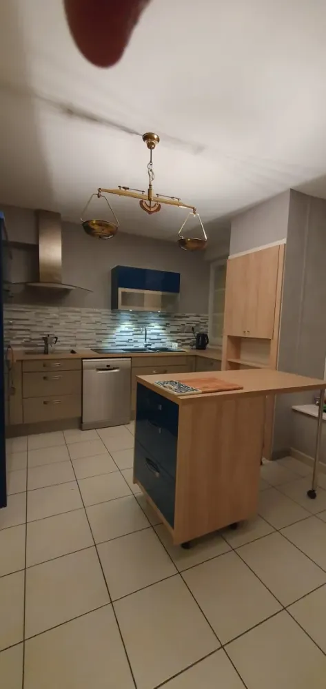 Pose de cuisine à Quintin